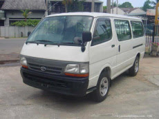 2 nissan caravan